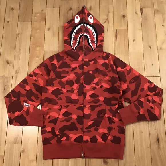BAPE Red camo Shark full zip hoodie a bathing ape PONR Size M - Picture 1 of 1